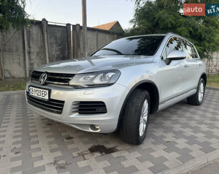 Серый Фольксваген Туарег, объемом двигателя 2.97 л и пробегом 340 тыс. км за 15900 $, фото 1 на Automoto.ua