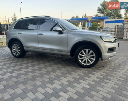 Серый Фольксваген Туарег, объемом двигателя 2.97 л и пробегом 340 тыс. км за 15900 $, фото 5 на Automoto.ua