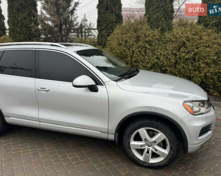 Серый Фольксваген Туарег, объемом двигателя 2.97 л и пробегом 345 тыс. км за 16900 $, фото 6 на Automoto.ua