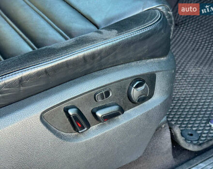 Сірий Фольксваген Туарег, об'ємом двигуна 3 л та пробігом 222 тис. км за 21290 $, фото 30 на Automoto.ua