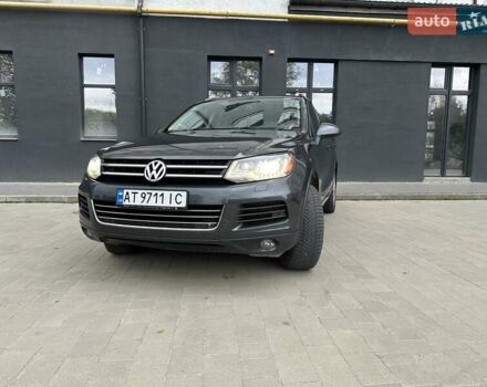 Серый Фольксваген Туарег, объемом двигателя 2.97 л и пробегом 210 тыс. км за 18500 $, фото 18 на Automoto.ua