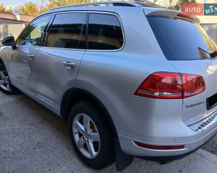 Сірий Фольксваген Туарег, об'ємом двигуна 2.97 л та пробігом 181 тис. км за 18999 $, фото 16 на Automoto.ua