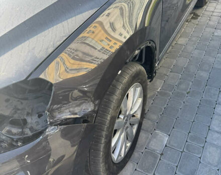 Сірий Фольксваген Туарег, об'ємом двигуна 3 л та пробігом 201 тис. км за 13500 $, фото 1 на Automoto.ua