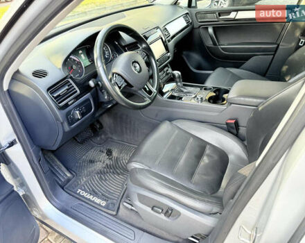 Сірий Фольксваген Туарег, об'ємом двигуна 3.6 л та пробігом 264 тис. км за 13900 $, фото 18 на Automoto.ua