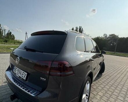 Серый Фольксваген Туарег, объемом двигателя 2.97 л и пробегом 174 тыс. км за 19000 $, фото 4 на Automoto.ua
