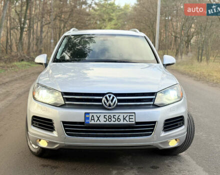 Сірий Фольксваген Туарег, об'ємом двигуна 3.6 л та пробігом 225 тис. км за 12500 $, фото 1 на Automoto.ua
