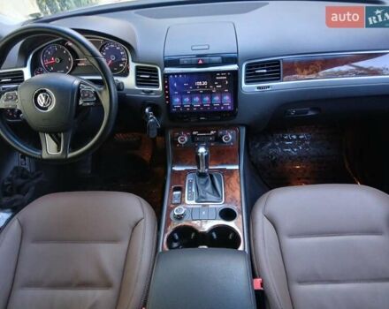Сірий Фольксваген Туарег, об'ємом двигуна 2.97 л та пробігом 181 тис. км за 18999 $, фото 21 на Automoto.ua