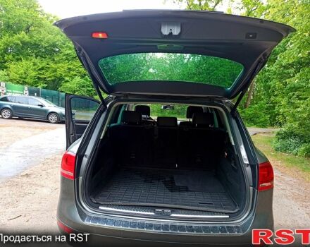 Серый Фольксваген Туарег, объемом двигателя 3.6 л и пробегом 179 тыс. км за 21600 $, фото 8 на Automoto.ua