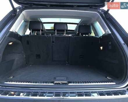 Серый Фольксваген Туарег, объемом двигателя 2.97 л и пробегом 177 тыс. км за 22000 $, фото 30 на Automoto.ua