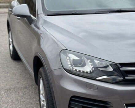 Серый Фольксваген Туарег, объемом двигателя 2.97 л и пробегом 360 тыс. км за 17500 $, фото 19 на Automoto.ua