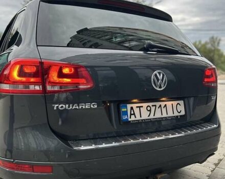 Серый Фольксваген Туарег, объемом двигателя 2.97 л и пробегом 210 тыс. км за 18500 $, фото 6 на Automoto.ua