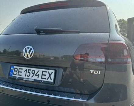 Серый Фольксваген Туарег, объемом двигателя 2.97 л и пробегом 174 тыс. км за 19000 $, фото 3 на Automoto.ua