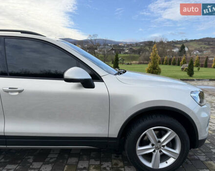 Серый Фольксваген Туарег, объемом двигателя 3 л и пробегом 230 тыс. км за 21900 $, фото 16 на Automoto.ua