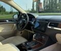Серый Фольксваген Туарег, объемом двигателя 2.97 л и пробегом 174 тыс. км за 19000 $, фото 14 на Automoto.ua