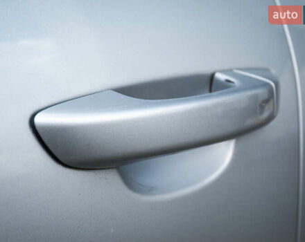 Сірий Фольксваген Туарег, об'ємом двигуна 2.97 л та пробігом 225 тис. км за 18500 $, фото 13 на Automoto.ua