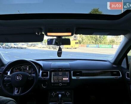 Серый Фольксваген Туарег, объемом двигателя 2.97 л и пробегом 177 тыс. км за 22000 $, фото 33 на Automoto.ua