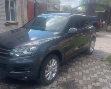 Серый Фольксваген Туарег, объемом двигателя 2.97 л и пробегом 289 тыс. км за 20500 $, фото 2 на Automoto.ua