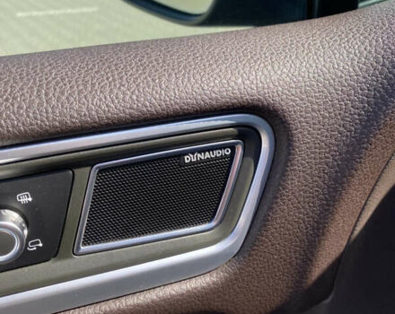 Серый Фольксваген Туарег, объемом двигателя 3 л и пробегом 290 тыс. км за 19500 $, фото 28 на Automoto.ua