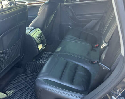 Сірий Фольксваген Туарег, об'ємом двигуна 3 л та пробігом 290 тис. км за 16300 $, фото 10 на Automoto.ua