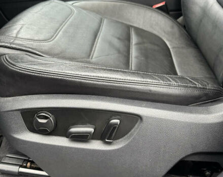 Серый Фольксваген Туарег, объемом двигателя 2.97 л и пробегом 345 тыс. км за 16900 $, фото 17 на Automoto.ua