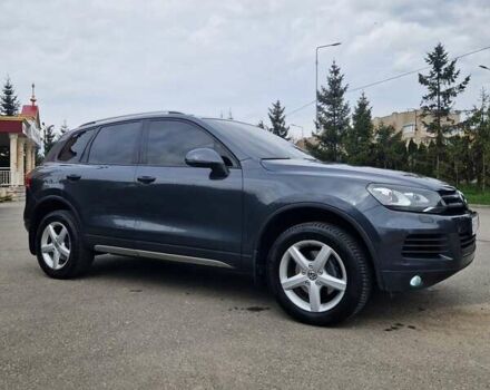 Сірий Фольксваген Туарег, об'ємом двигуна 3 л та пробігом 137 тис. км за 25900 $, фото 3 на Automoto.ua