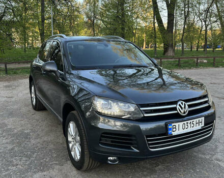 Сірий Фольксваген Туарег, об'ємом двигуна 2.97 л та пробігом 164 тис. км за 19899 $, фото 1 на Automoto.ua