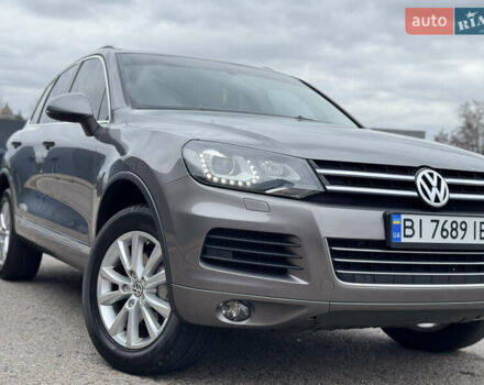 Серый Фольксваген Туарег, объемом двигателя 2.97 л и пробегом 360 тыс. км за 17500 $, фото 25 на Automoto.ua