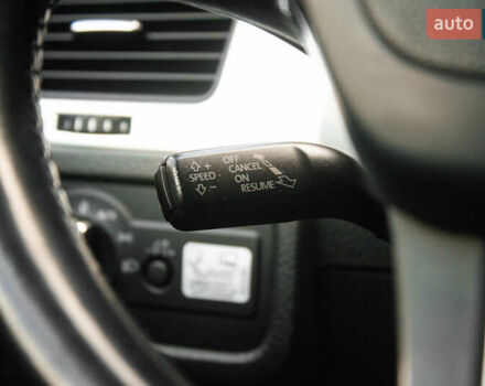 Сірий Фольксваген Туарег, об'ємом двигуна 2.97 л та пробігом 225 тис. км за 18500 $, фото 22 на Automoto.ua