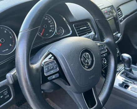 Сірий Фольксваген Туарег, об'ємом двигуна 2.97 л та пробігом 164 тис. км за 19899 $, фото 12 на Automoto.ua