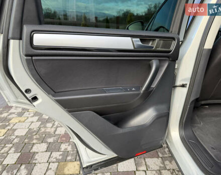 Серый Фольксваген Туарег, объемом двигателя 3 л и пробегом 230 тыс. км за 21900 $, фото 34 на Automoto.ua