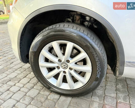 Сірий Фольксваген Туарег, об'ємом двигуна 3.6 л та пробігом 264 тис. км за 13900 $, фото 12 на Automoto.ua