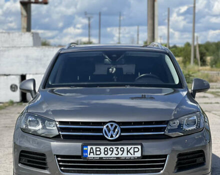 Сірий Фольксваген Туарег, об'ємом двигуна 2.97 л та пробігом 261 тис. км за 19999 $, фото 1 на Automoto.ua