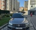 Серый Фольксваген Туарег, объемом двигателя 3 л и пробегом 263 тыс. км за 19800 $, фото 1 на Automoto.ua