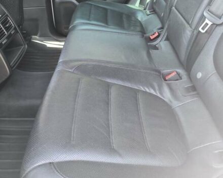 Серый Фольксваген Туарег, объемом двигателя 3 л и пробегом 280 тыс. км за 22500 $, фото 41 на Automoto.ua