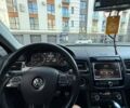 Серый Фольксваген Туарег, объемом двигателя 3 л и пробегом 267 тыс. км за 18800 $, фото 23 на Automoto.ua