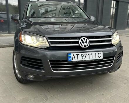 Серый Фольксваген Туарег, объемом двигателя 2.97 л и пробегом 210 тыс. км за 18500 $, фото 1 на Automoto.ua