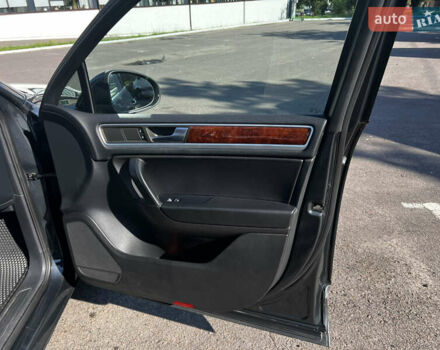 Сірий Фольксваген Туарег, об'ємом двигуна 3 л та пробігом 290 тис. км за 16300 $, фото 17 на Automoto.ua