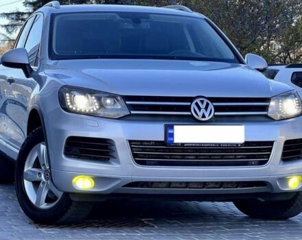 Серый Фольксваген Туарег, объемом двигателя 3 л и пробегом 298 тыс. км за 17000 $, фото 5 на Automoto.ua