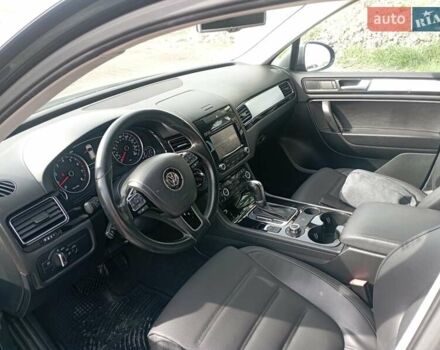 Серый Фольксваген Туарег, объемом двигателя 3.6 л и пробегом 212 тыс. км за 13999 $, фото 16 на Automoto.ua