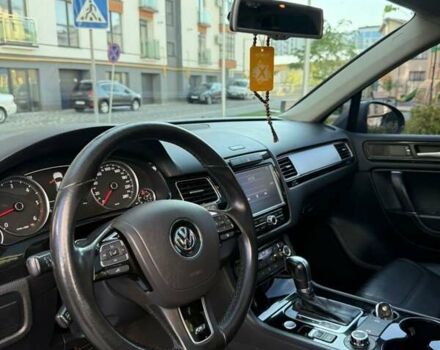 Серый Фольксваген Туарег, объемом двигателя 3 л и пробегом 267 тыс. км за 18800 $, фото 19 на Automoto.ua