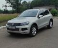 Сірий Фольксваген Туарег, об'ємом двигуна 2.97 л та пробігом 180 тис. км за 21000 $, фото 2 на Automoto.ua