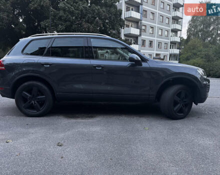 Серый Фольксваген Туарег, объемом двигателя 2.97 л и пробегом 227 тыс. км за 24000 $, фото 13 на Automoto.ua