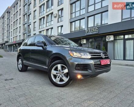Серый Фольксваген Туарег, объемом двигателя 2.97 л и пробегом 248 тыс. км за 16500 $, фото 51 на Automoto.ua