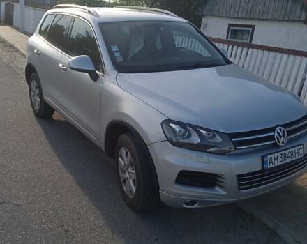 Серый Фольксваген Туарег, объемом двигателя 3 л и пробегом 320 тыс. км за 19000 $, фото 2 на Automoto.ua