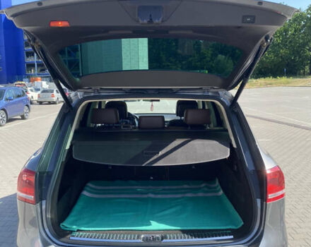 Серый Фольксваген Туарег, объемом двигателя 3 л и пробегом 290 тыс. км за 19500 $, фото 16 на Automoto.ua