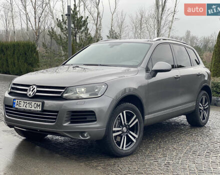 Серый Фольксваген Туарег, объемом двигателя 2.97 л и пробегом 282 тыс. км за 19700 $, фото 4 на Automoto.ua