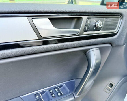 Сірий Фольксваген Туарег, об'ємом двигуна 3.6 л та пробігом 264 тис. км за 13900 $, фото 20 на Automoto.ua