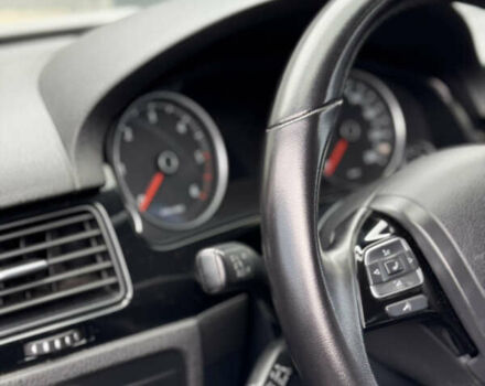 Серый Фольксваген Туарег, объемом двигателя 2.97 л и пробегом 360 тыс. км за 17500 $, фото 34 на Automoto.ua