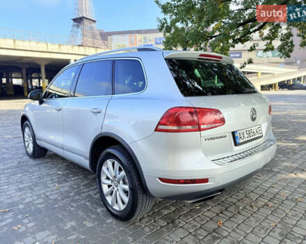 Сірий Фольксваген Туарег, об'ємом двигуна 3.6 л та пробігом 264 тис. км за 13900 $, фото 3 на Automoto.ua