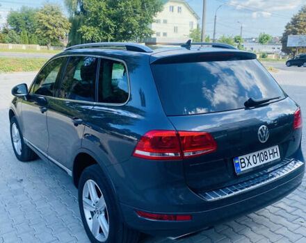 Сірий Фольксваген Туарег, об'ємом двигуна 2.97 л та пробігом 267 тис. км за 21499 $, фото 5 на Automoto.ua